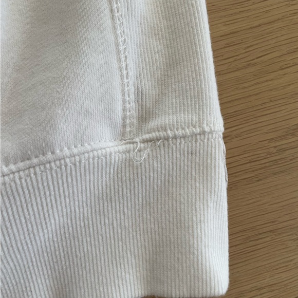 CHAMPION Crew Neck White Pullover (kids XL) - Picture 2 of 7